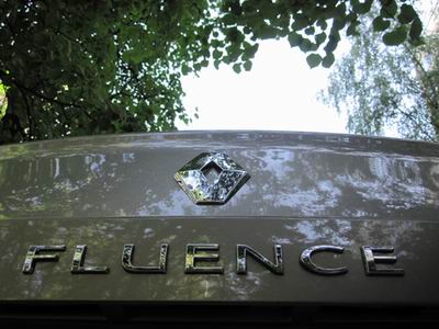 Renault сделал из автомобиля Fluence «красивую француженку»